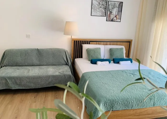 Pafilia Gardens - Pool Access - Near Old Town - Free Parking アパート パ フォス