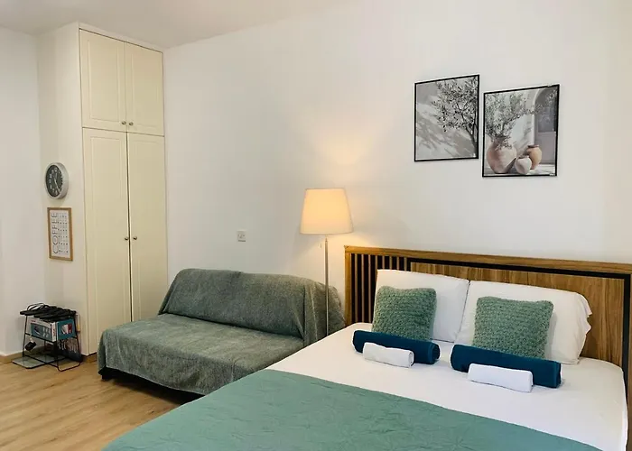 Pafilia Gardens - Pool Access - Near Old Town - Free Parking アパート パ フォス