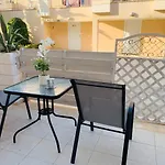 Apartment With Private Terrace & Pool Access - Free Parking Paphos