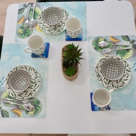 Pafilia Gardens Studio - Pool Access - Near Old Town - Free Parking * פאפוס