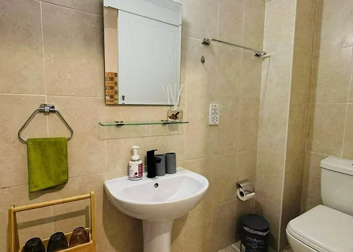 Pafilia Gardens - Pool Access - Near Old Town - Free Parking *