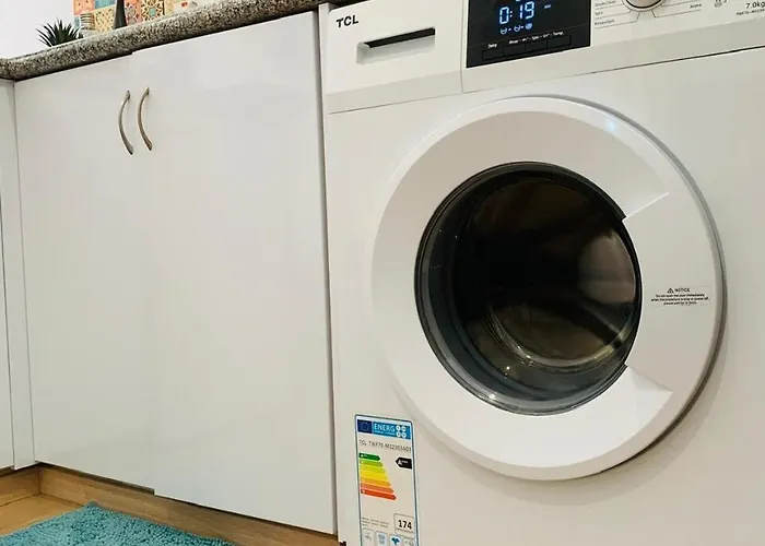 Pafilia Gardens - Pool Access - Near Old Town - Free Parking Διαμέρισμα Πάφος