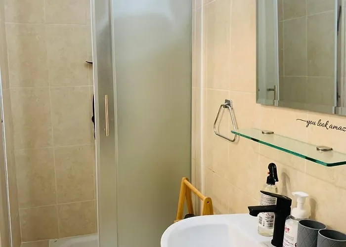 Pafilia Gardens - Pool Access - Near Old Town - Free Parking * Pafos