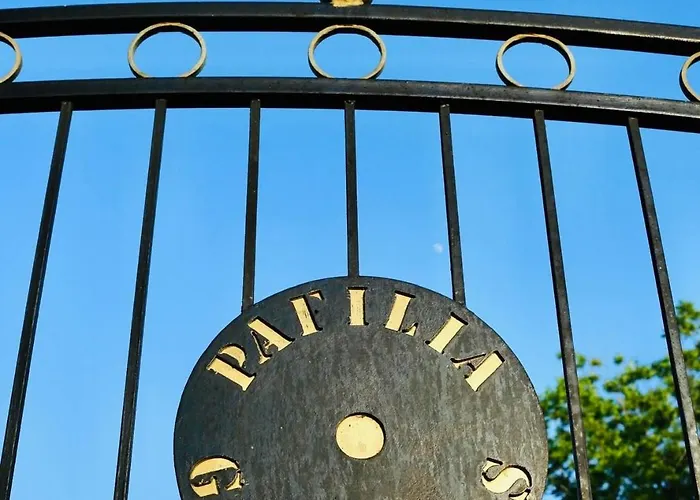 Pafilia Gardens - Pool Access - Near Old Town - Free Parking