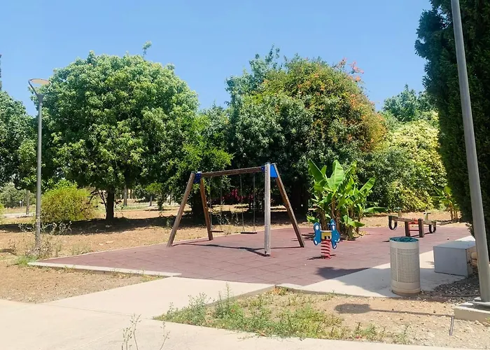 Pafilia Gardens - Pool Access - Near Old Town - Free Parking *